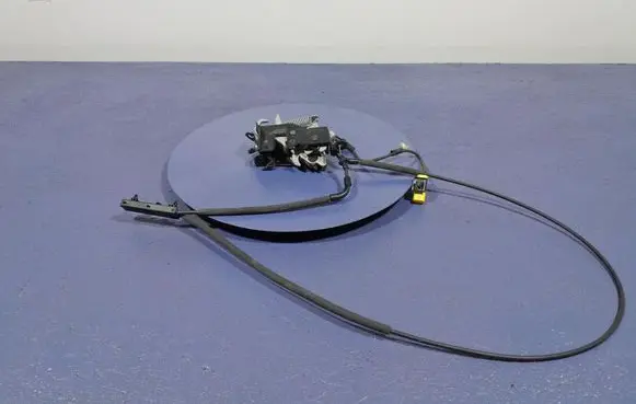 BMW Z4 E85 E86 Engine bonnet/hood lock/catch 7347411