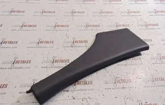 Mercedes-Benz E W211 Centre console side trim front 