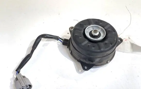 Toyota Yaris Other exterior part 16363K0030