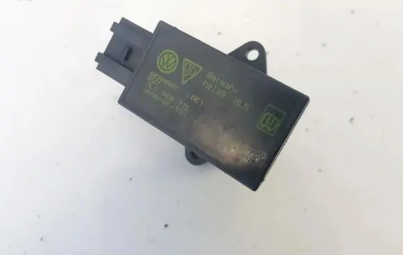 Volkswagen Golf V Other relay 7l0959772 1204