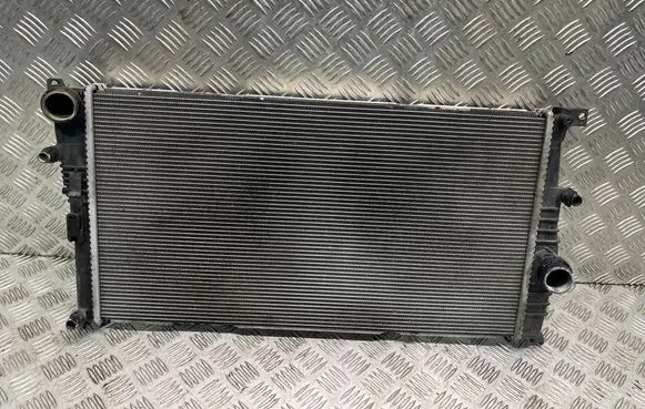 BMW 3 GT F34 Coolant radiator 7600518