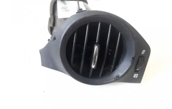 Lexus IS 220D-250-350 Dash center air vent grill 5566053031 gn711-1530