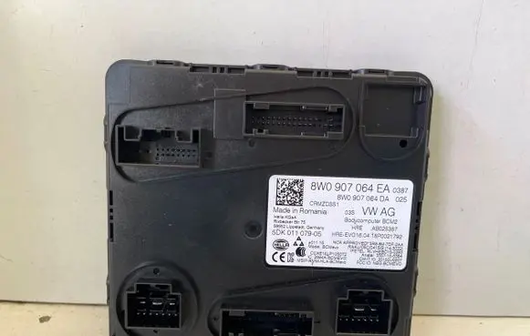 Audi A4 S4 B9 Comfort/convenience module 8W0907064DA