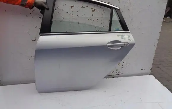 Mazda 6 Rear door