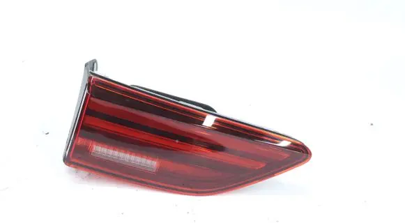 Volkswagen Golf VIII Rear/tail lights 5H0945093H