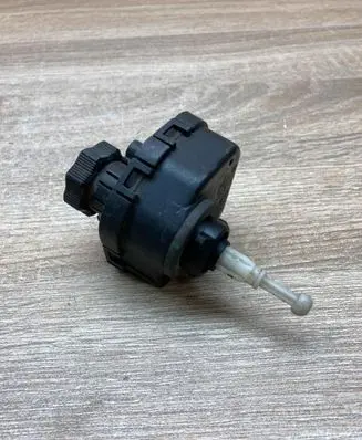 Opel Astra F Headlight level adjustment motor 0307852300