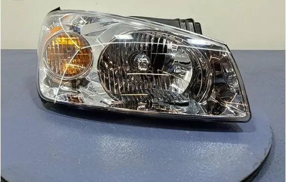 KIA Cerato Headlight/headlamp 2231122R