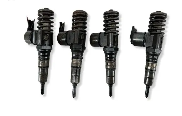 Audi A4 S4 B8 8K Fuel injector 0414720404