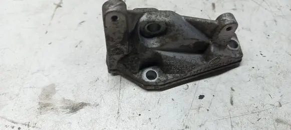 BMW 5 F10 F11 Engine mounting bracket 7805421