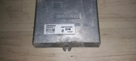 Renault 19 Engine control unit/module hom7700731802 7700859511