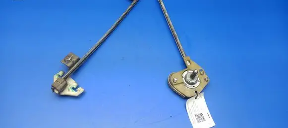 Oldsmobile Omega Front door manual window regulator 20088045