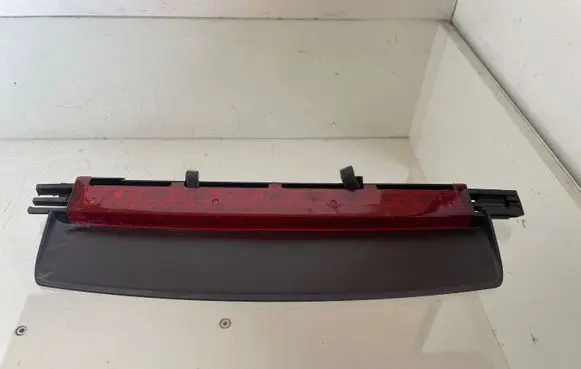 Audi A6 S6 C6 4F Third/center stoplight 4F5945097