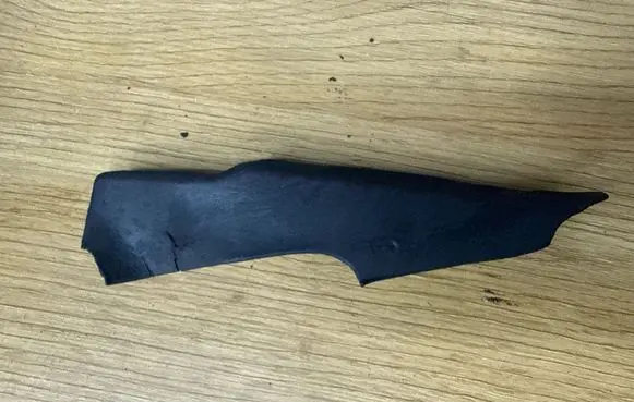 Volvo XC90 Windshield trim 8662736