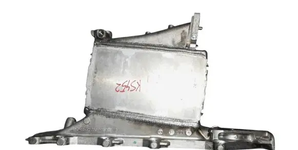 Volkswagen Golf VII Intake manifold 04L129711L