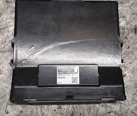 Toyota Auris E180 Other control units/modules 8968102030 MB2850001811