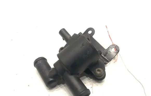 Audi Q8 Oil filter mounting bracket 5Q0906457K
