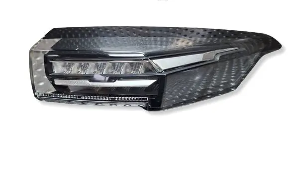 Peugeot 308 Rear/tail lights S27635057 9835299280
