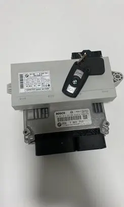 BMW 5 E60 E61 Engine ECU kit and lock set 7801712 0281013253