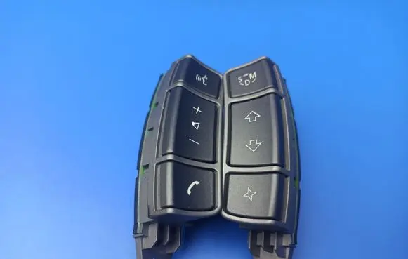 BMW 7 E65 E66 Steering wheel buttons/switches 6911585 555345000 6911586