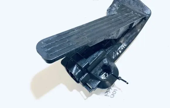 Volkswagen Golf V Accelerator throttle pedal 1k2721503m 6pv00874500