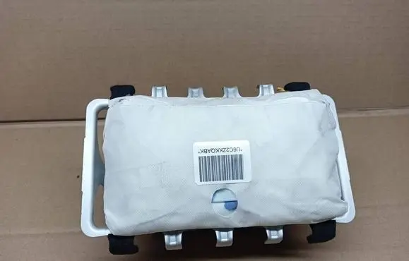 Mitsubishi Space Star Passenger airbag 7030A275XA UH2ZKDAMT00