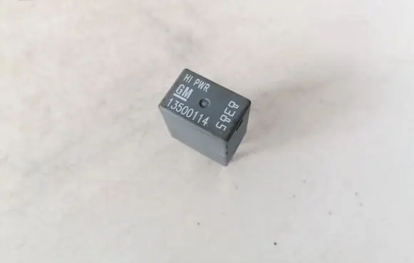 Opel Insignia A Other relay 13500114