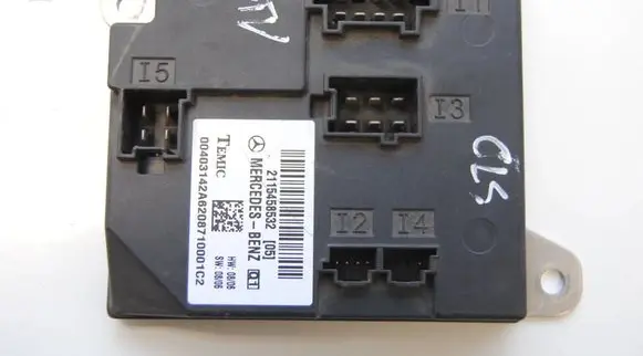 Renault Scenic III - Grand scenic III Central body control module 2115458532