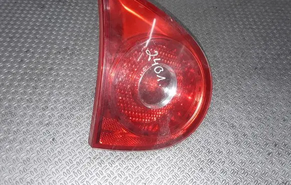 Volkswagen Golf V Tailgate rear/tail lights 285001