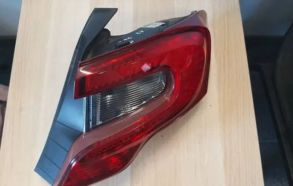 Rear/tail lights