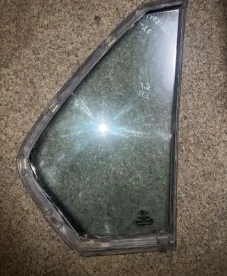 BMW 7 E32 Rear vent window glass 51341928743