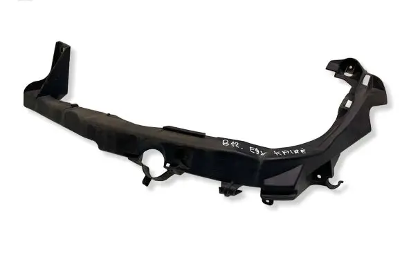 BMW 3 E90 E91 Headlight/headlamp mounting bracket 7138401