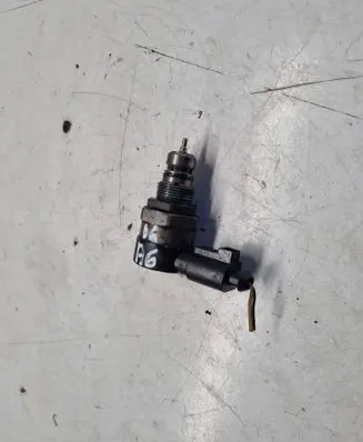 Audi A6 S6 C6 4F Fuel pressure regulator 057130764B 21241270 0281002665