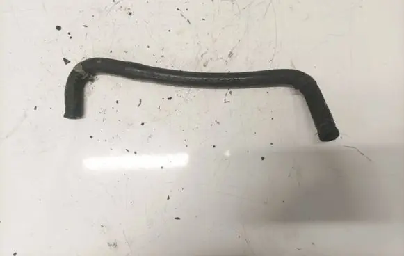 Subaru Legacy Engine coolant pipe/hose
