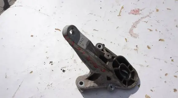 Mini One - Cooper Coupe R56 Gearbox mounting bracket APAWSPORNIK
