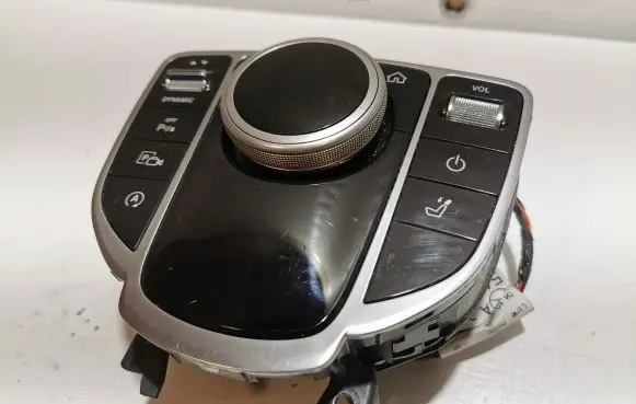 Mercedes-Benz E W213 Head unit multimedia control A2139056803 A2139008510 A2139059505