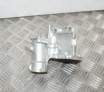 Nissan Juke I F15 EGR valve 3523025