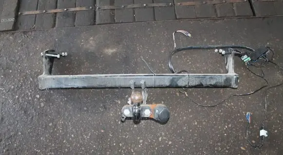 Volvo XC90 Tow bar set TVV522