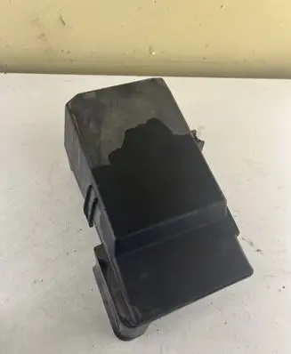 Mazda 6 Fuse box cover 