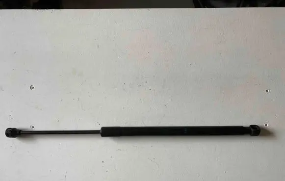 Audi A5 Sportback 8TA Tailgate/trunk strut/damper 8T8827552
