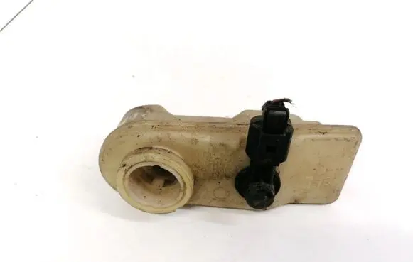 Volkswagen Polo III 6N 6N2 6NF Brake fluid reservoir 