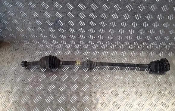 Nissan Note (E12) Front driveshaft
