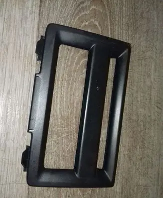 Radio/GPS head unit trim