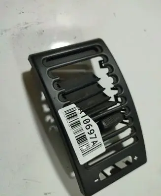 Dash center air vent grill