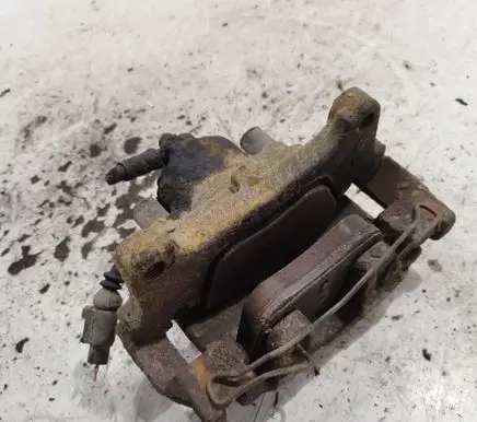 Volkswagen Tiguan Front brake caliper