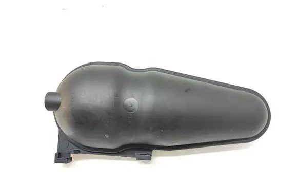 Vacuum air tank