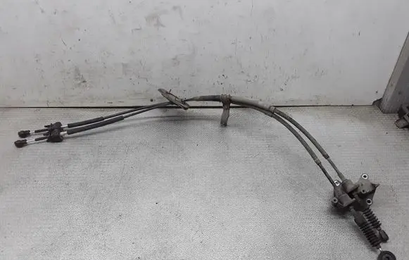 Honda FR-V Gear shift cable linkage