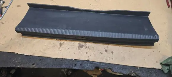 Volkswagen PASSAT B6 Trunk/boot sill cover protection 3C5863459