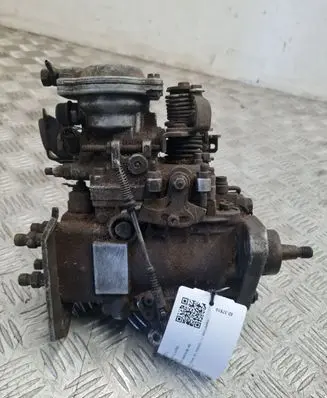 Volkswagen PASSAT B3 Fuel injection high pressure pump 068130081