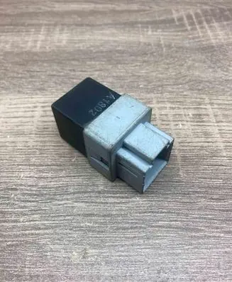 Mitsubishi Space Star Other relay MB953394 72HM100 Used