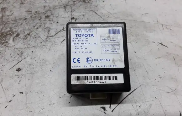 Toyota Corolla Verso AR10 Door control unit/module 897410F010